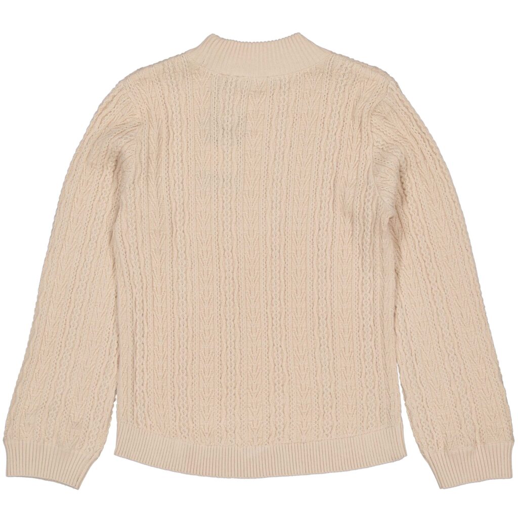 Levv Pull over