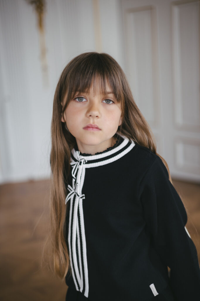 Levv Sweater